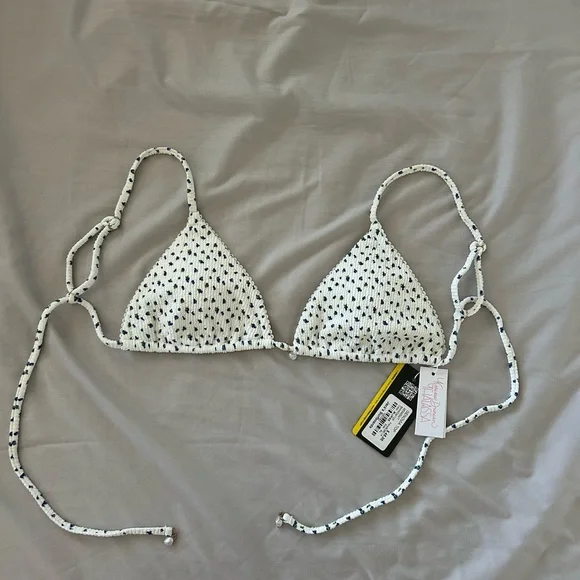 Blueberry Bikini Top - Picture 1 of 9